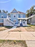 featured image of 315/319 w 3rd St