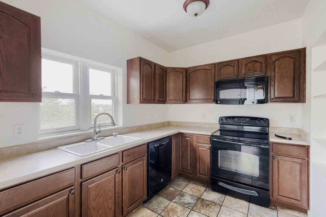 7401 W 48th Ave - Photo 6 of 27
