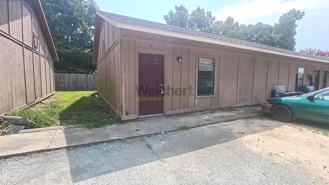 915 Grayson St - Photo 1 of 1