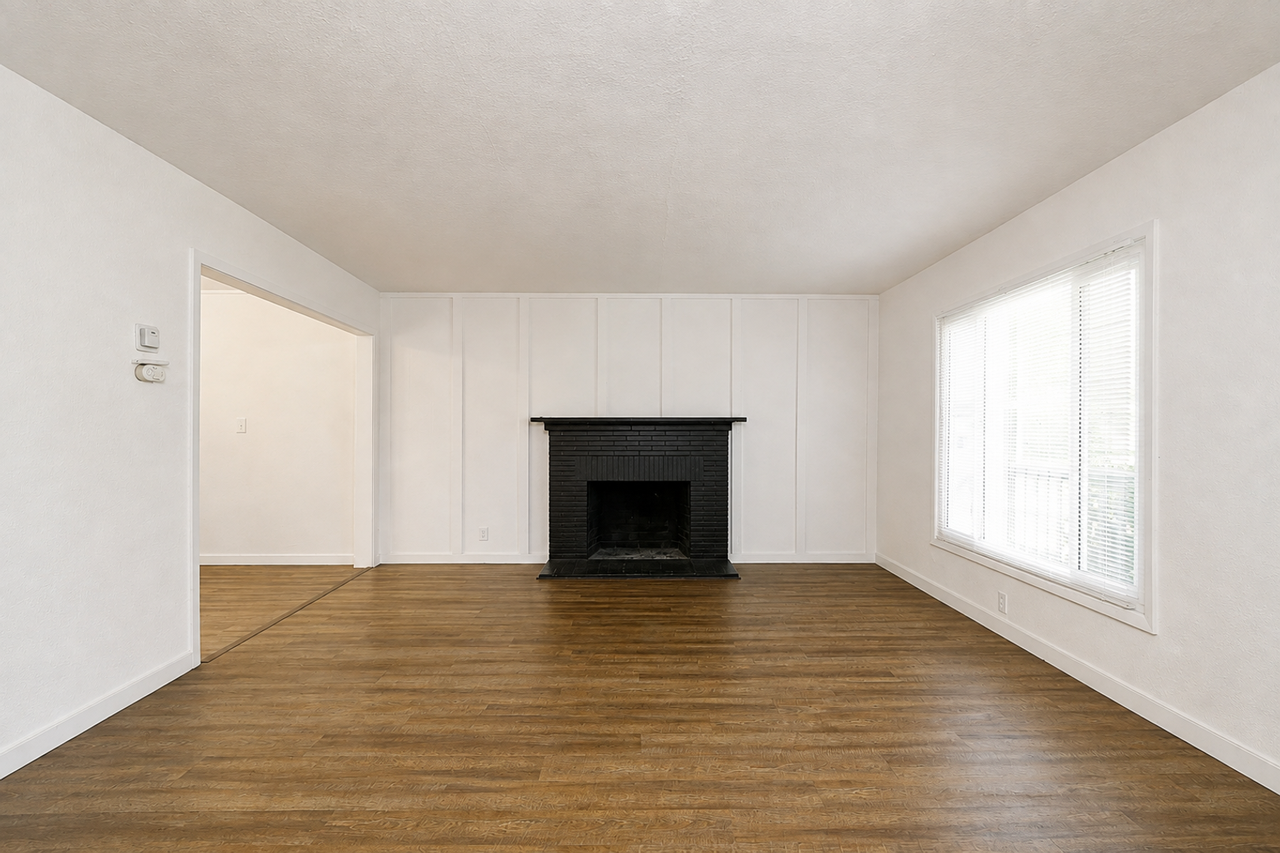 15628 Esther St - Photo 3 of 20