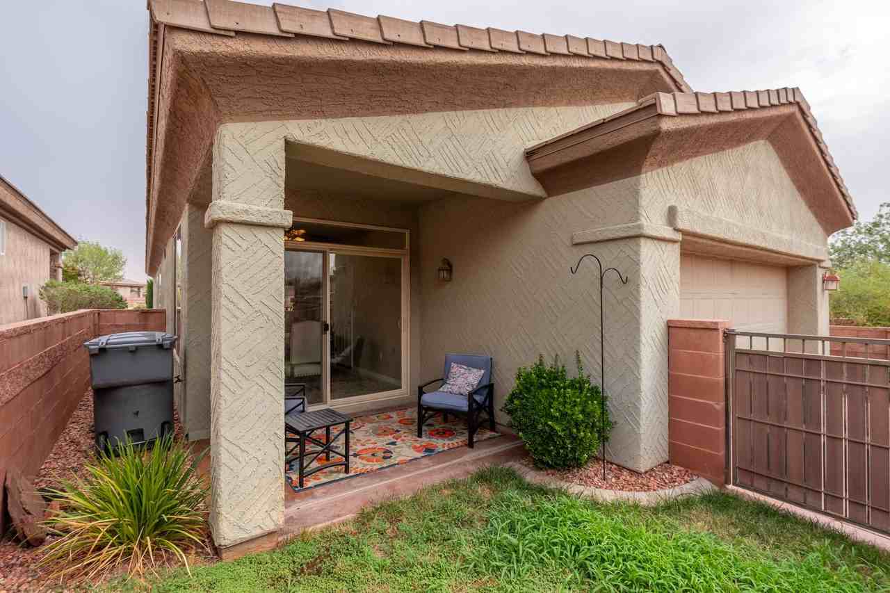 2123 N Sand Sage Ave - Photo 5 of 42