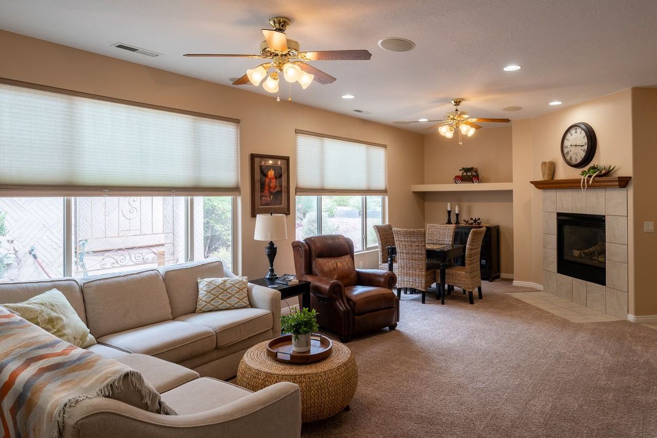 2123 N Sand Sage Ave - Photo 7 of 42