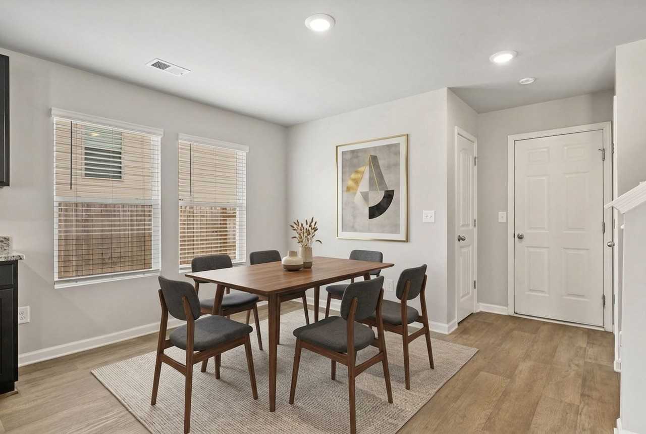 105 Echline St - Photo 5 of 24