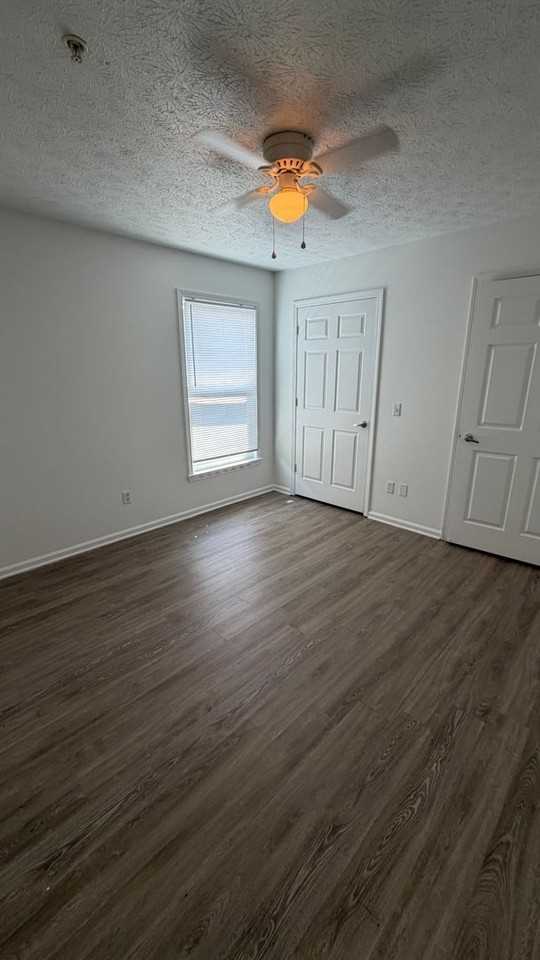 9131 Laird St - Photo 6 of 20