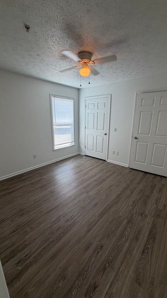 9131 Laird St - Photo 7 of 20