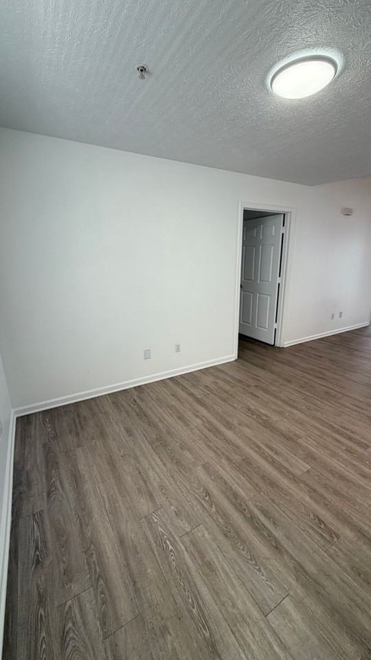 9129 Laird St - Photo 3 of 18
