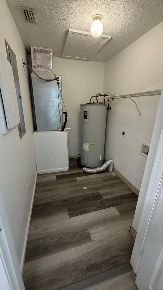 9129 Laird St - Photo 6 of 18