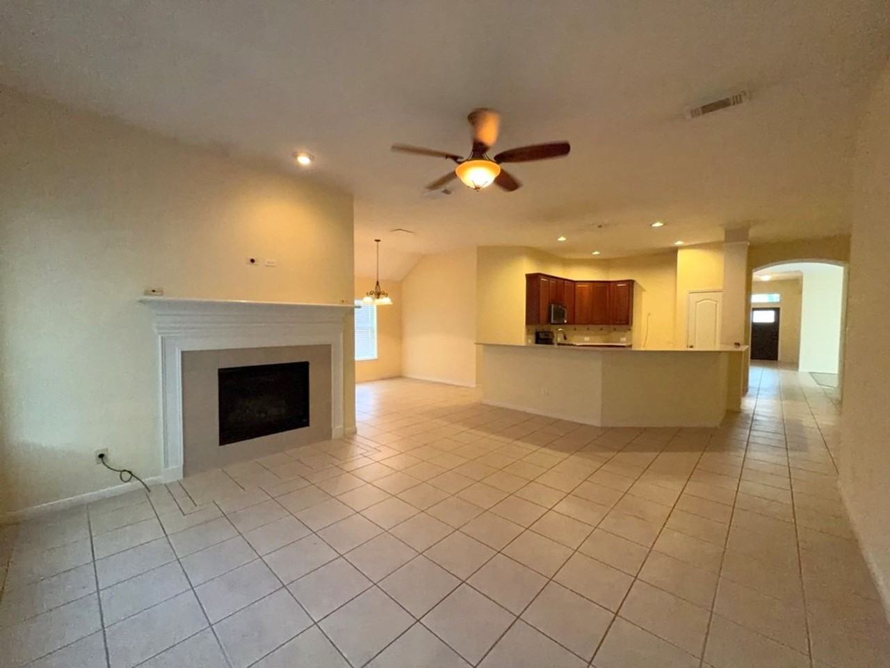 20007 Brackenton Crest Ct - Photo 2 of 32
