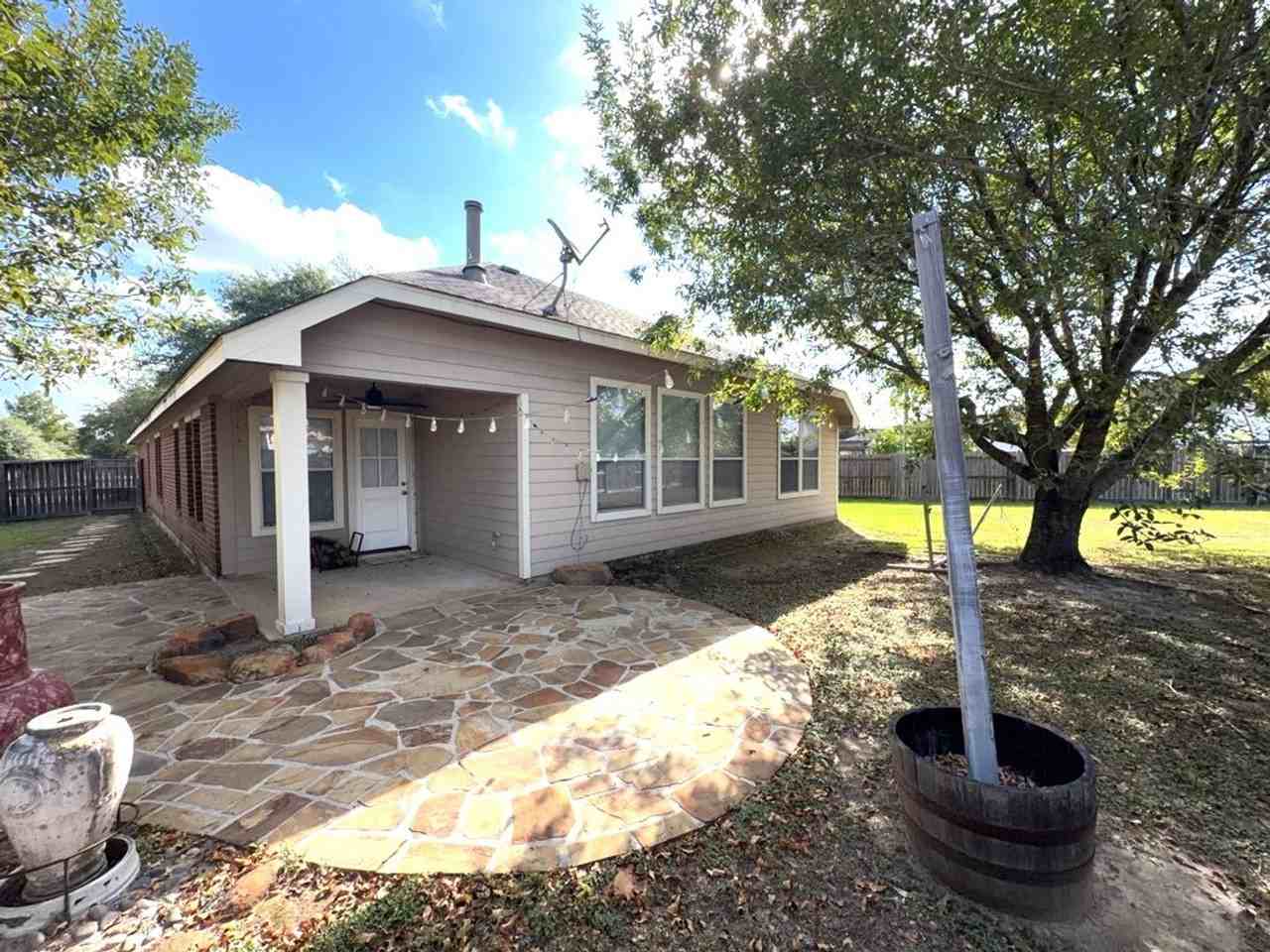 20007 Brackenton Crest Ct - Photo 4 of 32