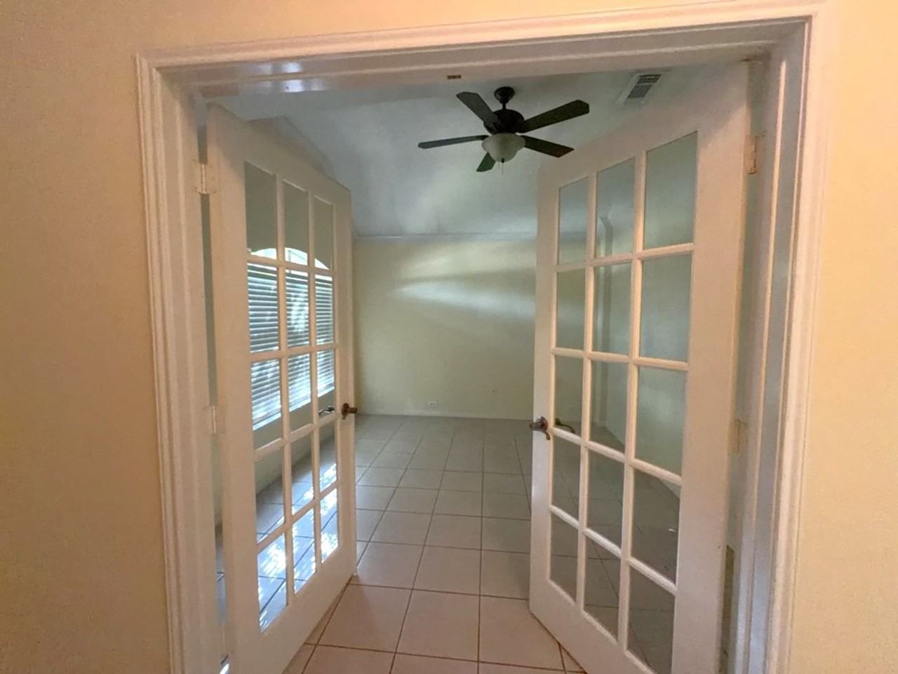 20007 Brackenton Crest Ct - Photo 6 of 32
