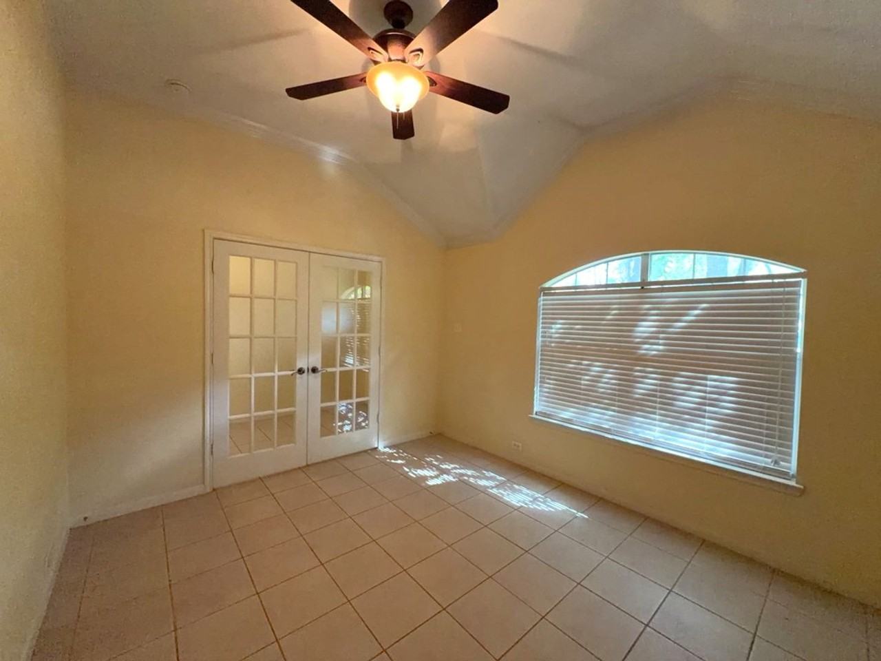 20007 Brackenton Crest Ct - Photo 7 of 32