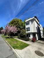 featured image of 810 24th Ave S