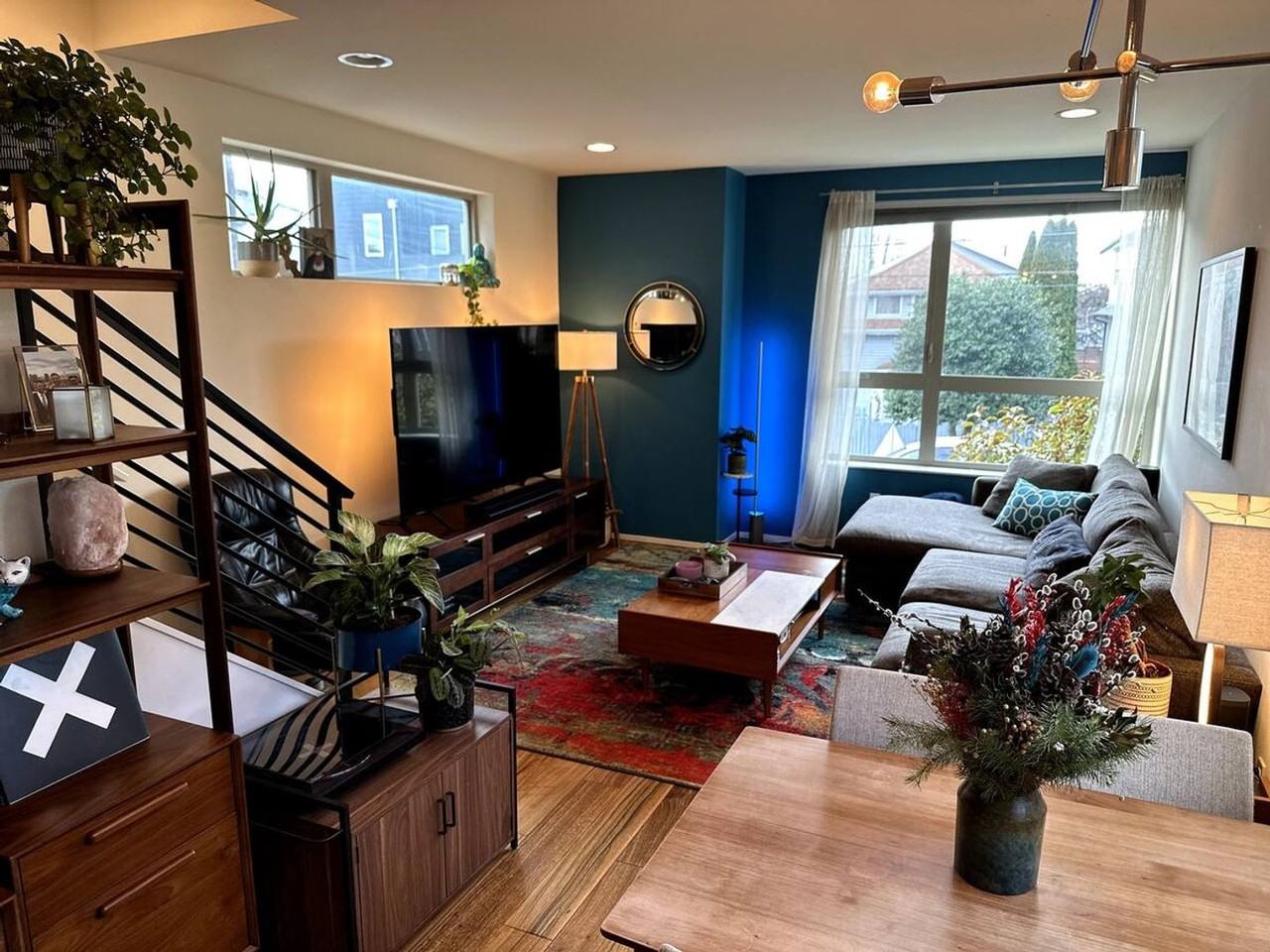 810 24th Ave S - Photo 2 of 30