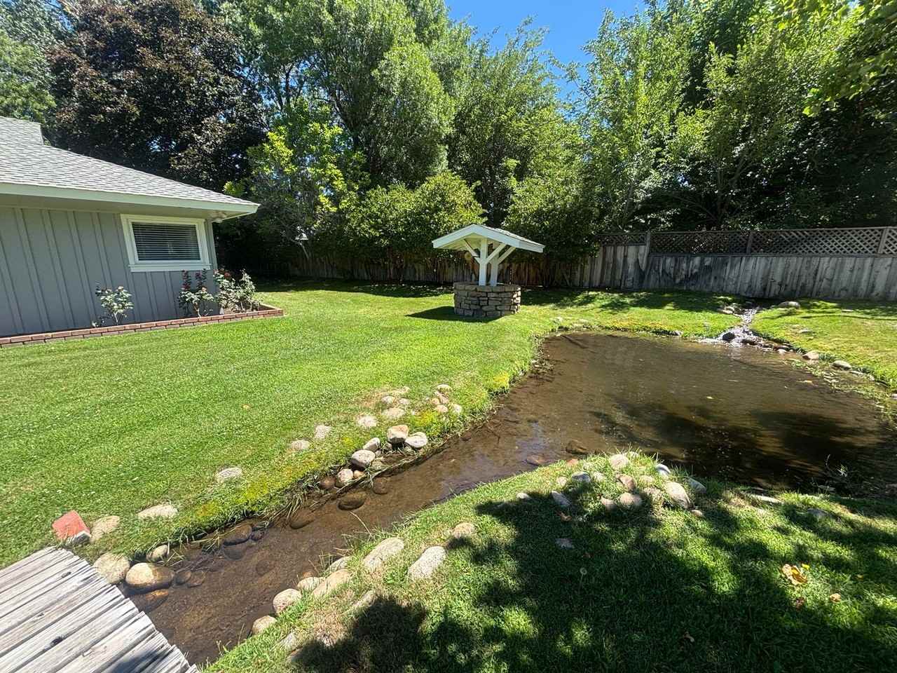 312 Mount Tom Rd - Photo 2 of 15