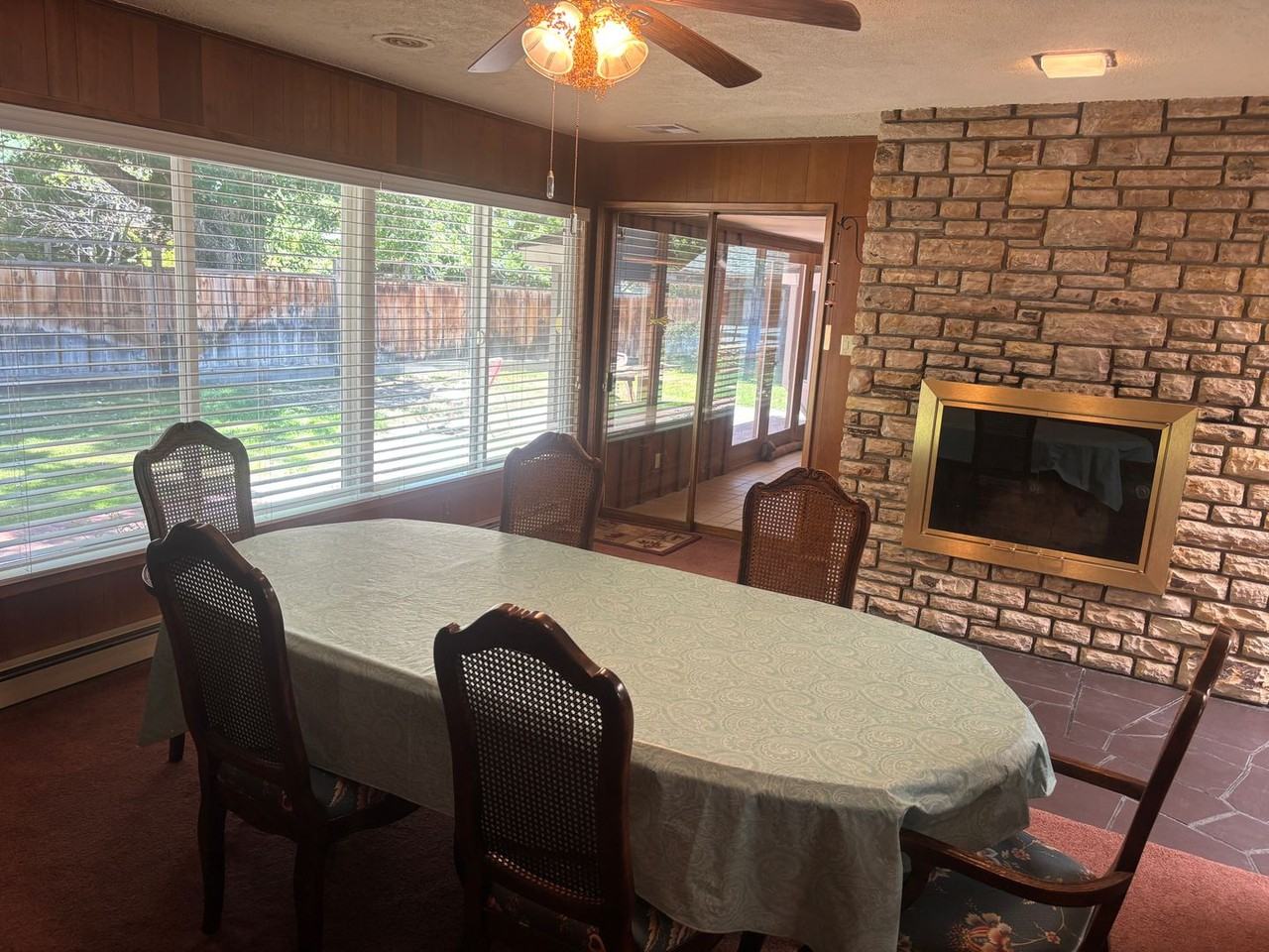 312 Mount Tom Rd - Photo 6 of 15
