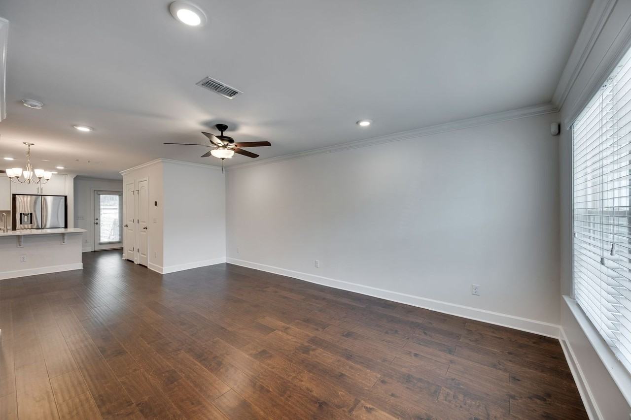 1135 Lilly Valley Way - Photo 5 of 32
