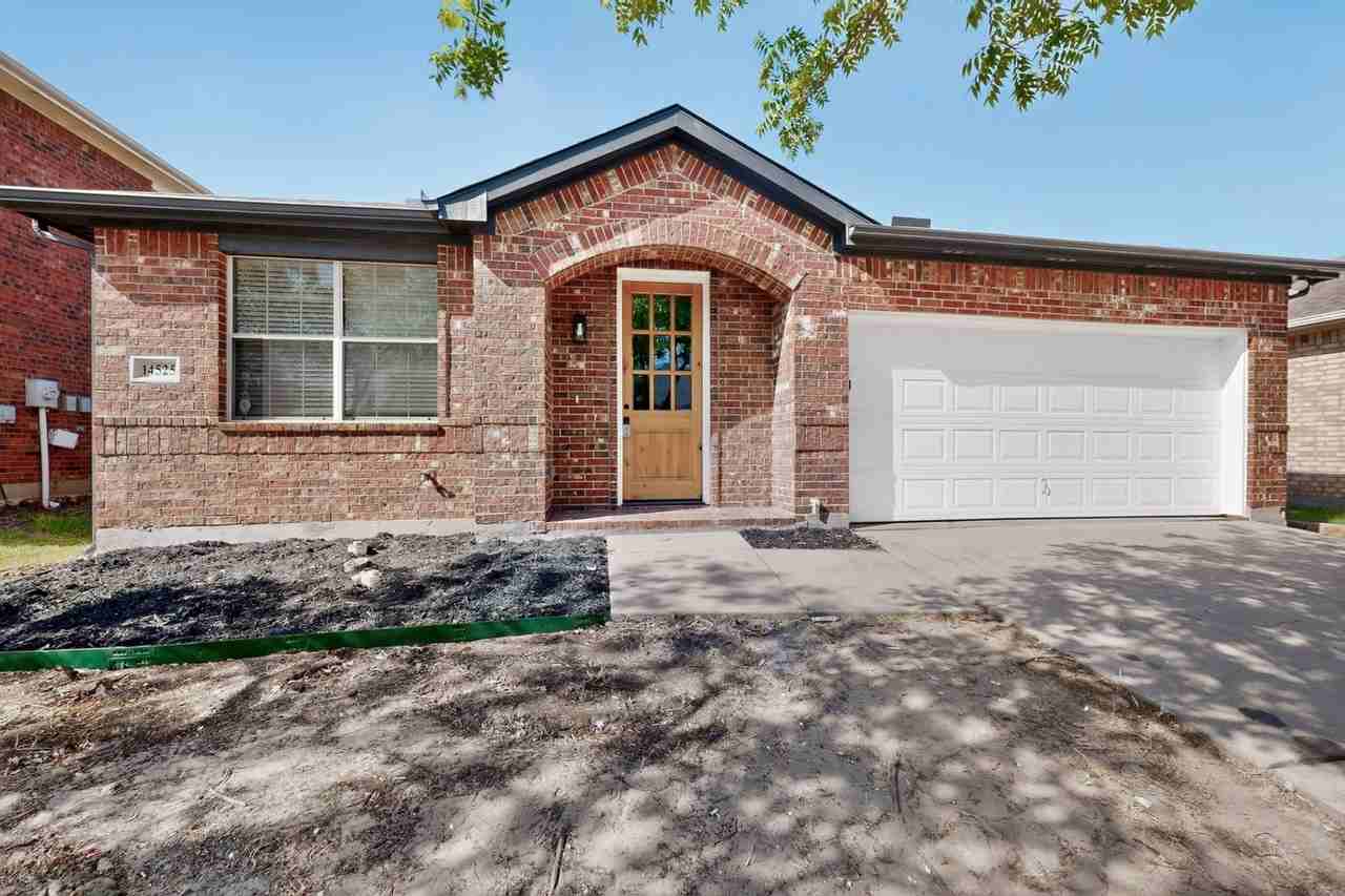 14525 Eaglemont Dr - Photo 3 of 47