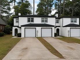 4 Brookwood Cir - Photo 1 of 1
