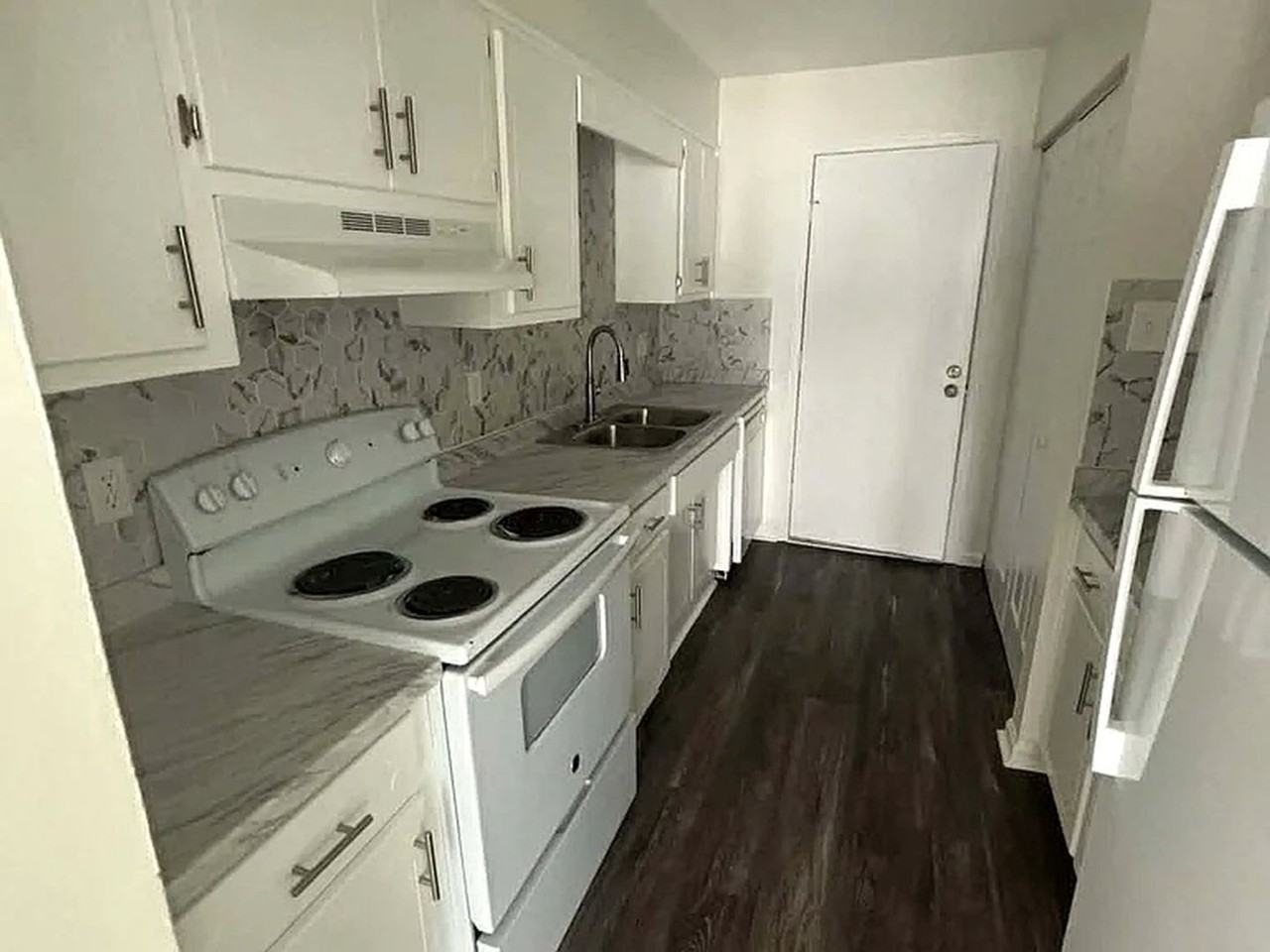 4 Brookwood Cir - Photo 5 of 8