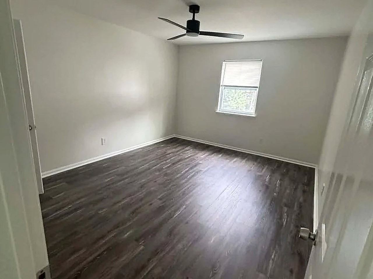 4 Brookwood Cir - Photo 7 of 8