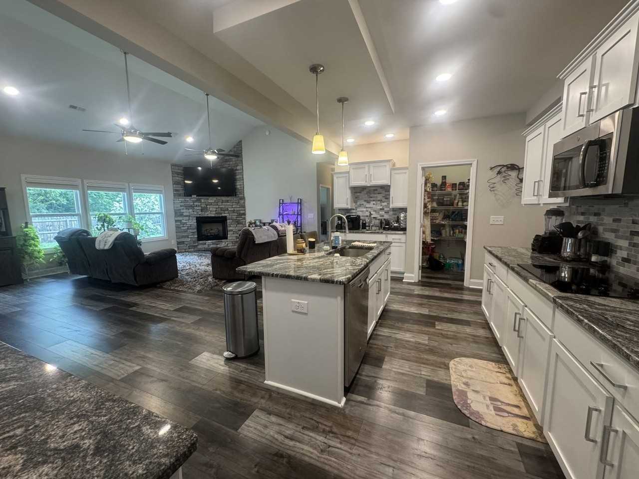 280 Bluebriar Trce - Photo 3 of 24