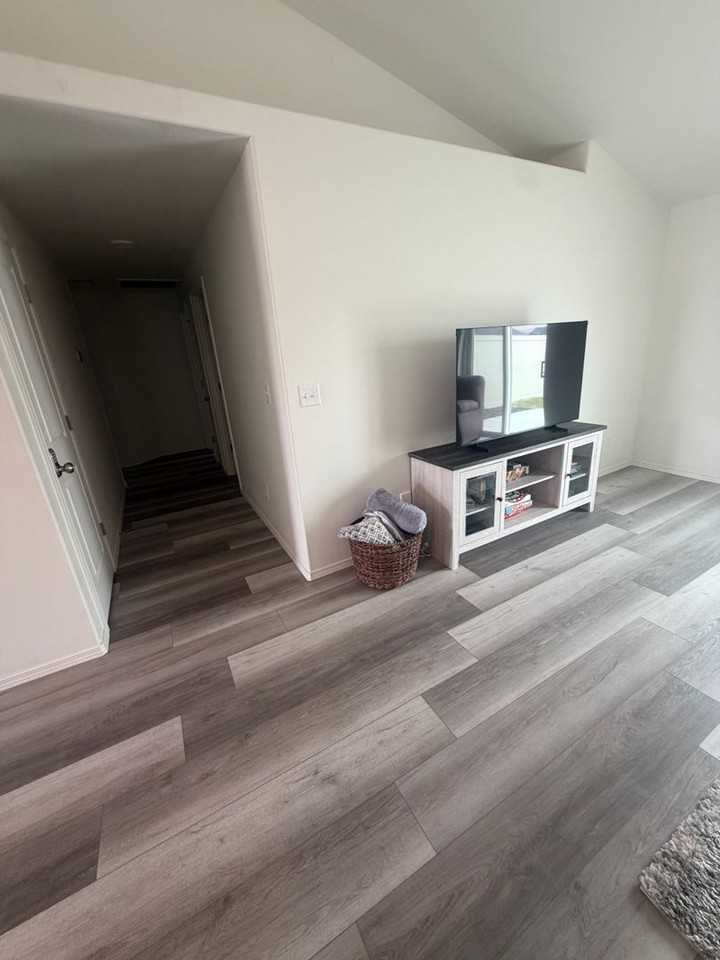 1932 Oak Rd - Photo 5 of 12