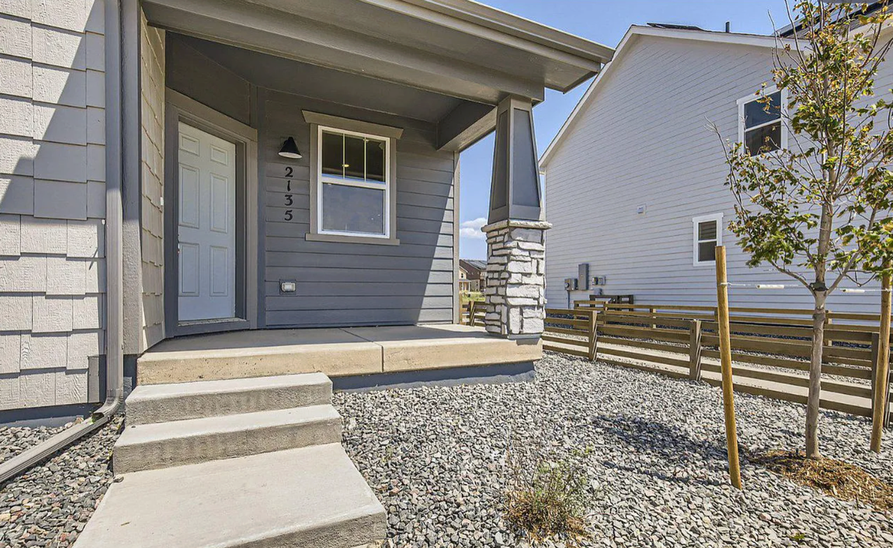 2135 Arborwood Ln - Photo 2 of 29