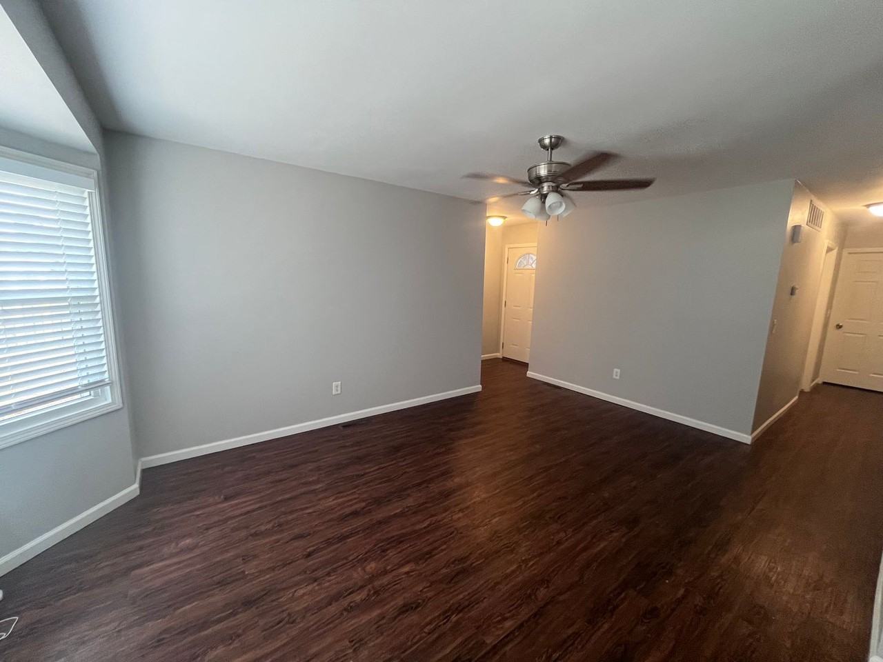 3119 S Custer Ave - Photo 3 of 20