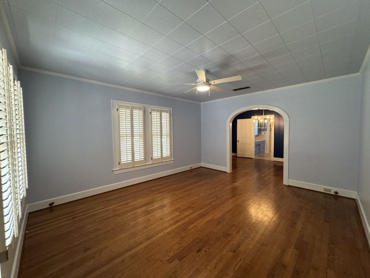 704 W Power Ave - Photo 2 of 10