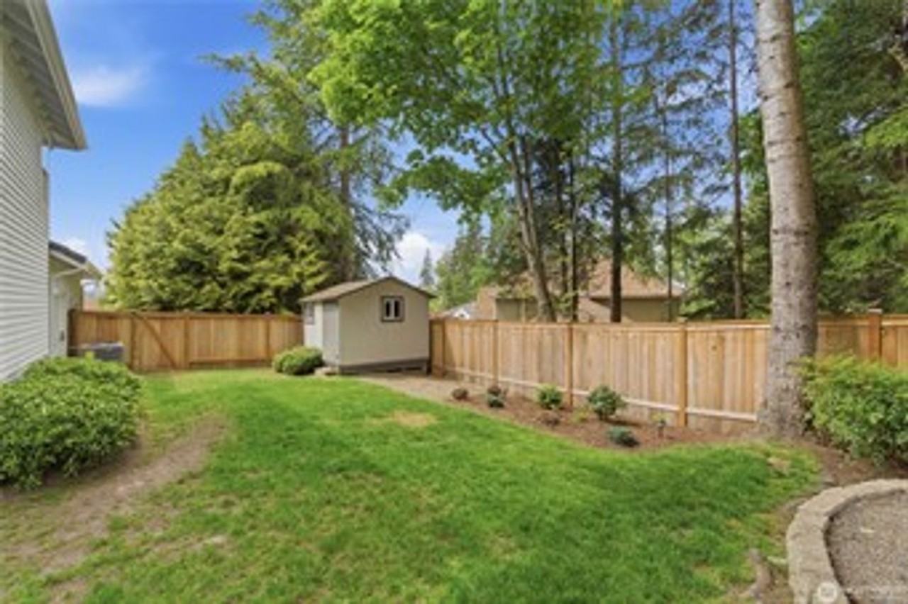 209 Casey Ct - Photo 6 of 39