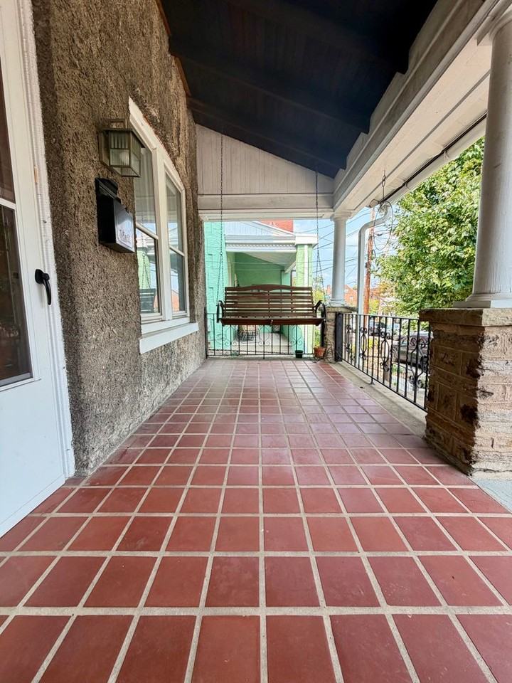 15 W Abington Ave - Photo 4 of 21