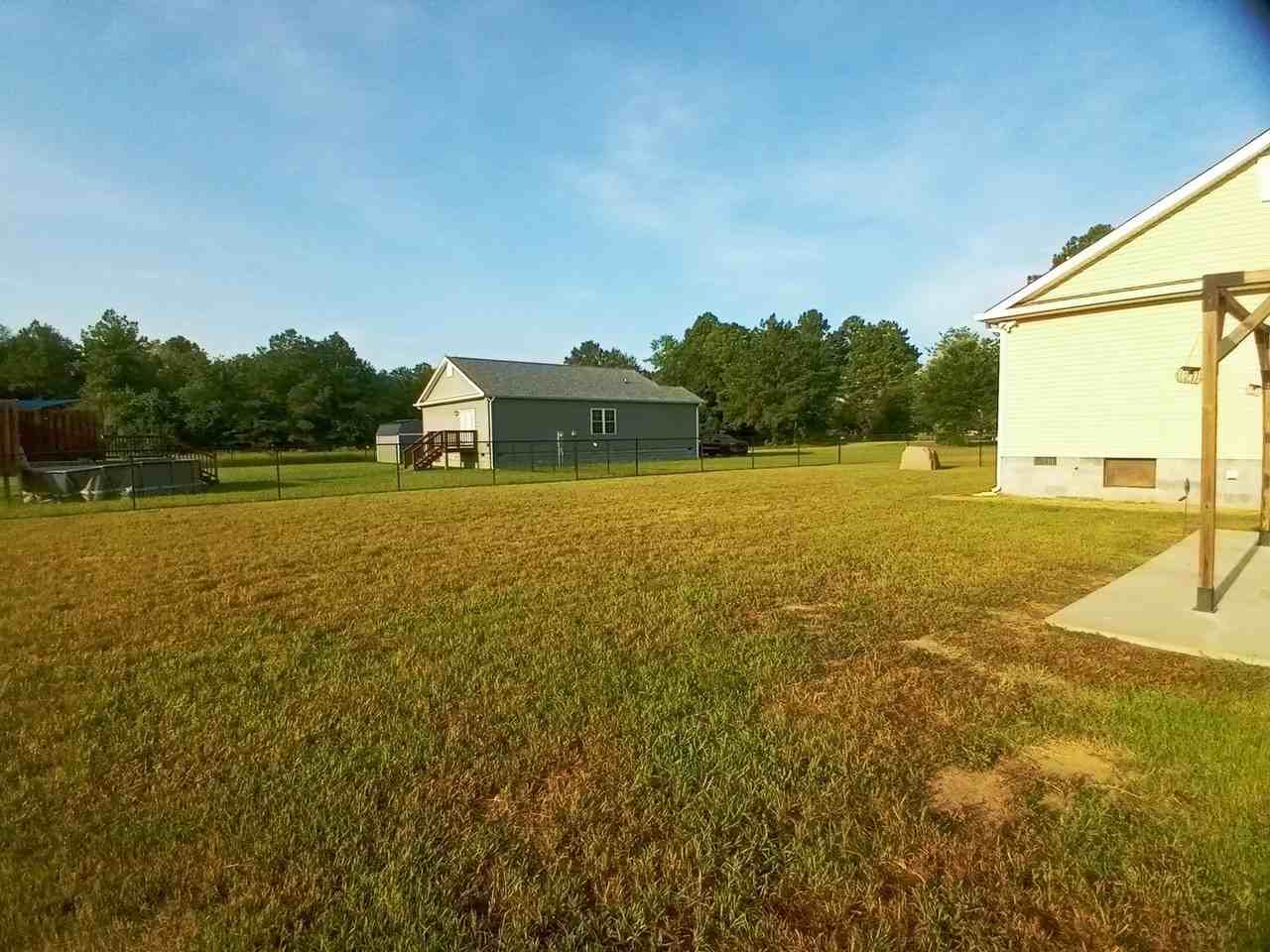 3725 Pinewood Rd - Photo 6 of 41