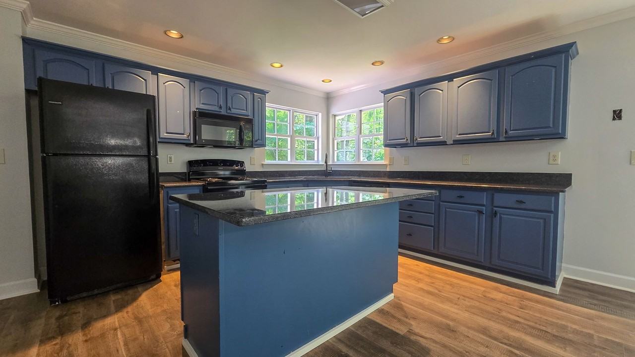 5607 Whispering Pines Dr - Photo 6 of 16
