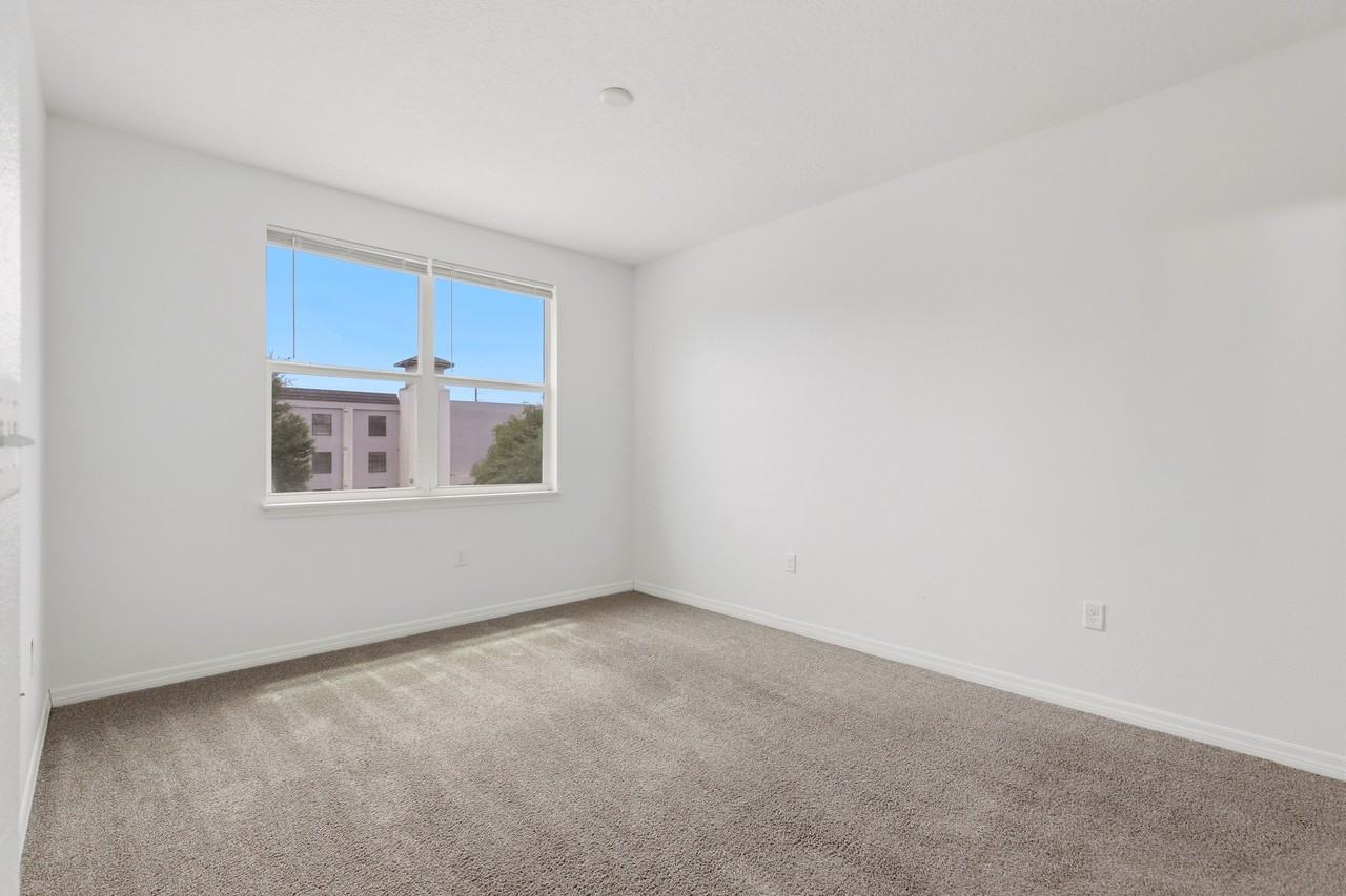 2121 Mccoy Rd #123 - Photo 5 of 12