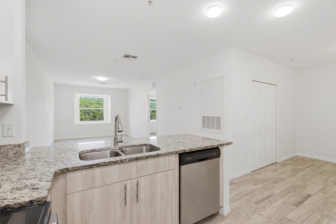 2121 Mccoy Rd #332 - Photo 3 of 11
