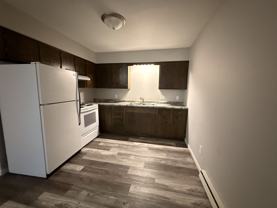 185 Susan St #185-4 - Photo 1 of 1