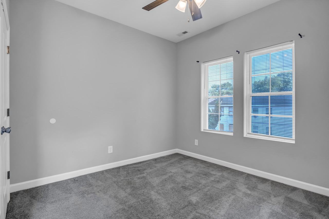 833 A Ave #1 - Photo 6 of 10