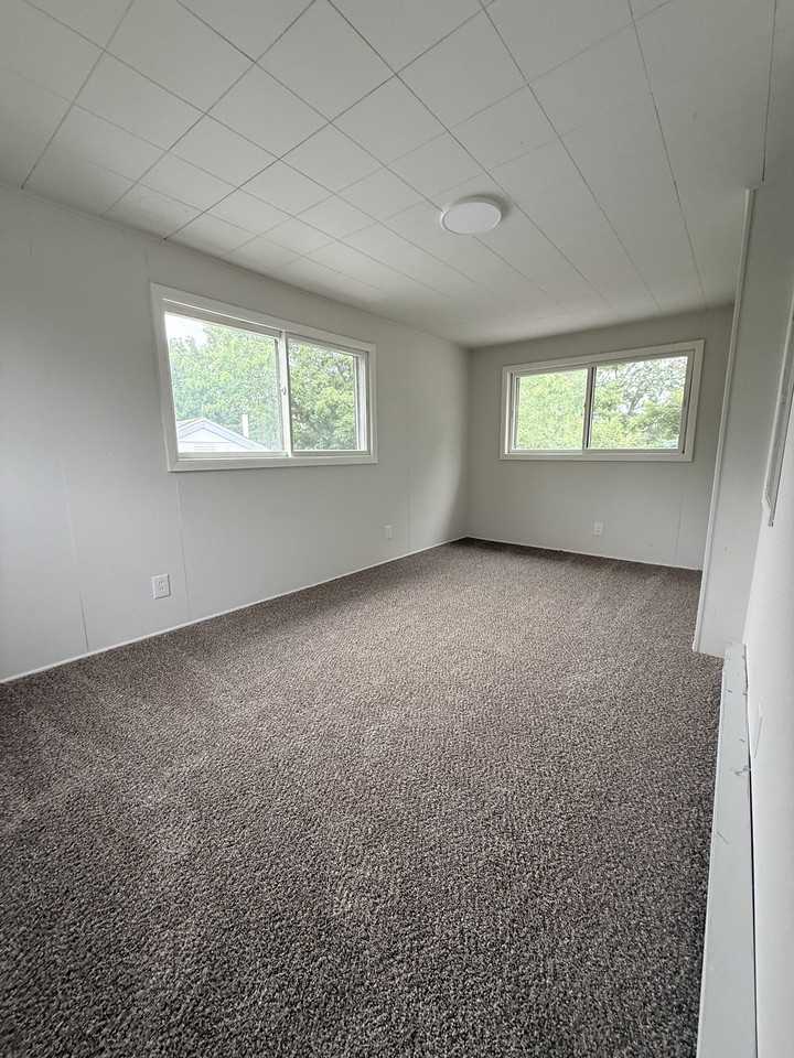 1465 New York Ave #1 - Photo 6 of 6