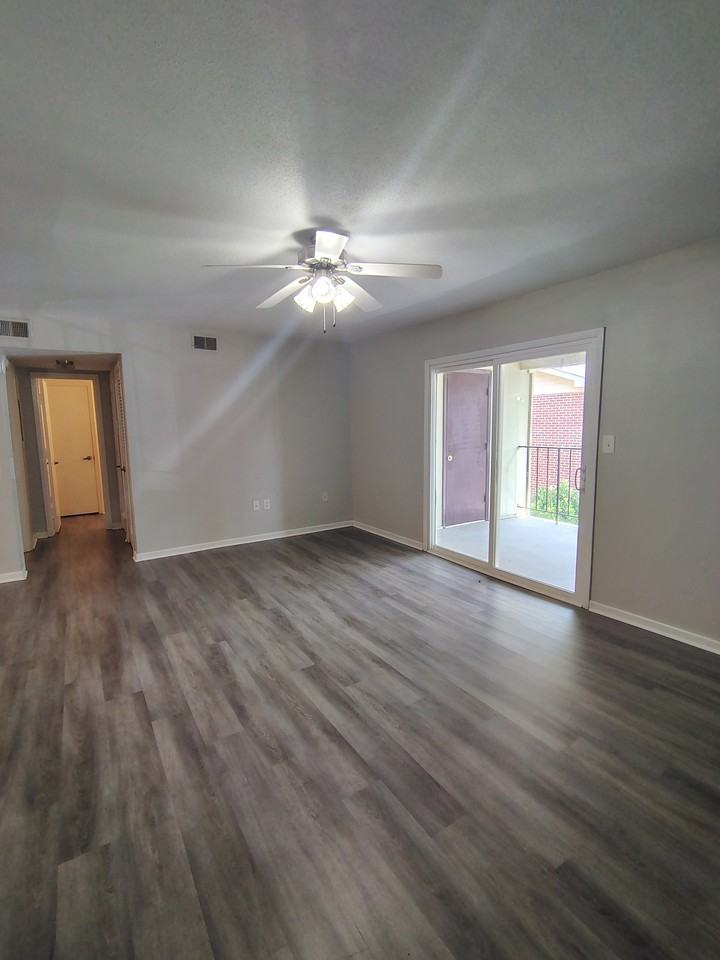 1100 Skyland Drive - 1Unit O4 #1 - Photo 2 of 8