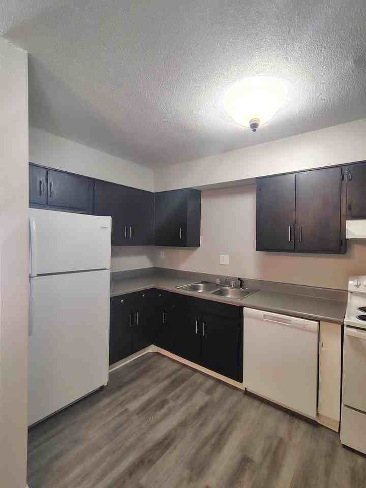 1100 Skyland Drive - 1Unit O4 #1 - Photo 4 of 8
