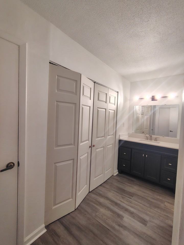1100 Skyland Drive - 1Unit O4 #1 - Photo 6 of 8