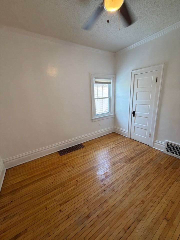 2900 Russell Ave N #1 - Photo 5 of 12