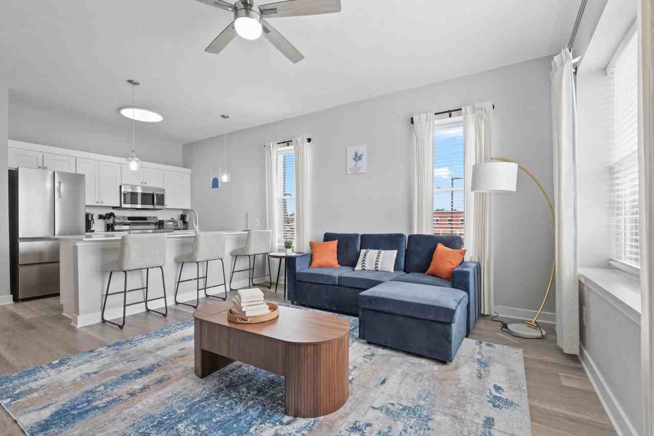 21 West 16th street21-202 #21-202 - Photo 2 of 22