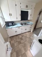 featured image of 207 3rd St Sw #1