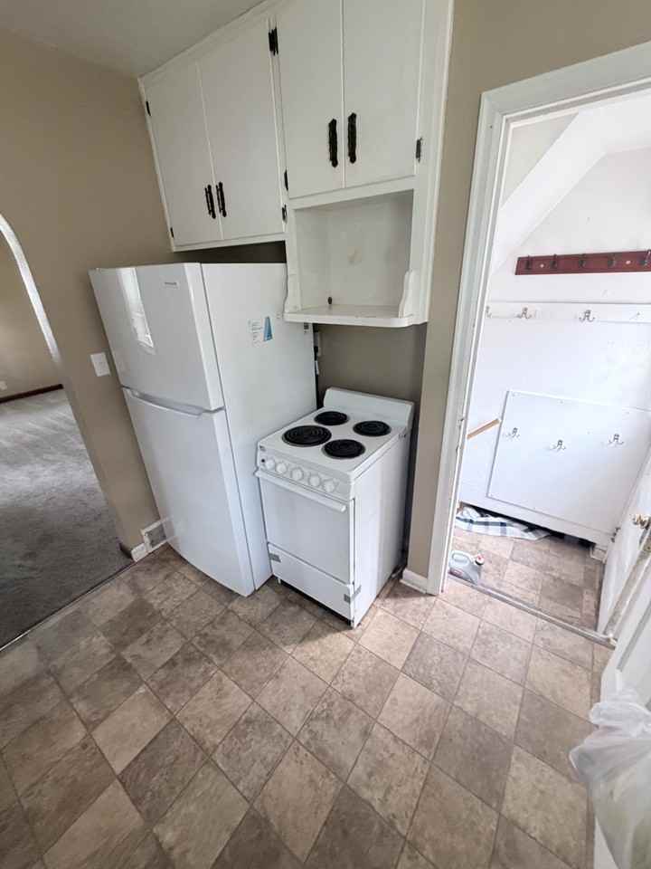 207 3rd St Sw #1 - Photo 2 of 18