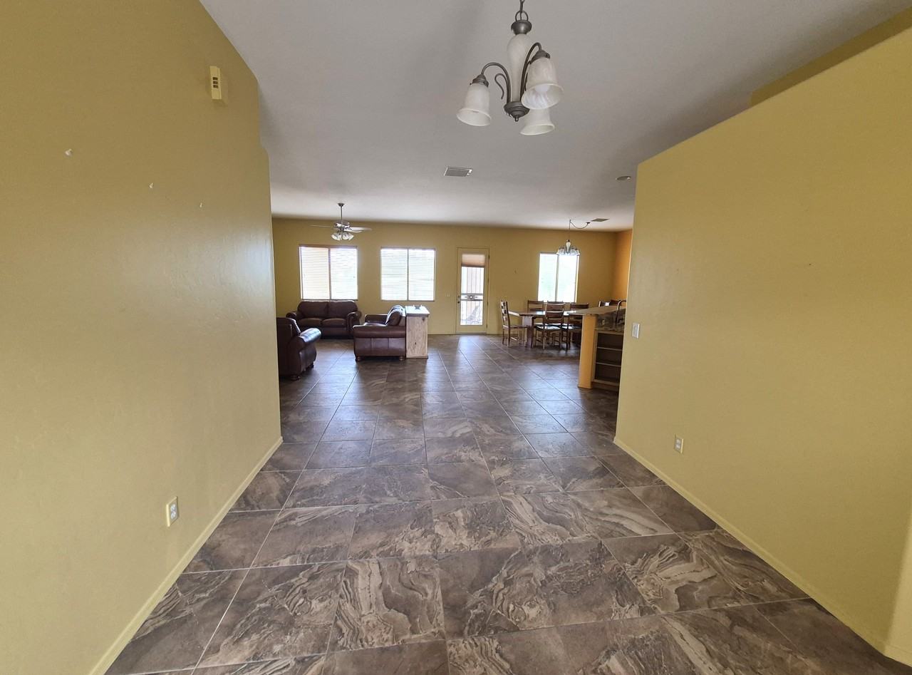 3506 S Desert Lantern Rd #1 - Photo 3 of 27