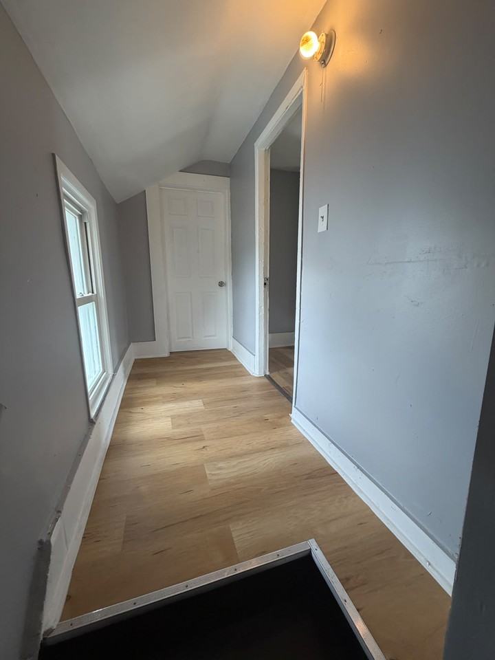 218 Manning St #1 - Photo 2 of 10
