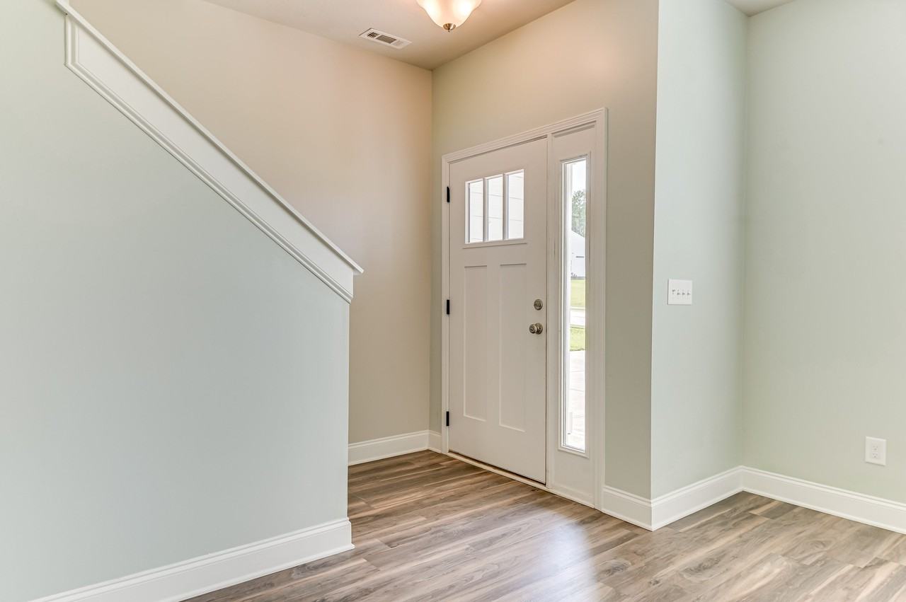 140 Pebble Ln #1 - Photo 5 of 49