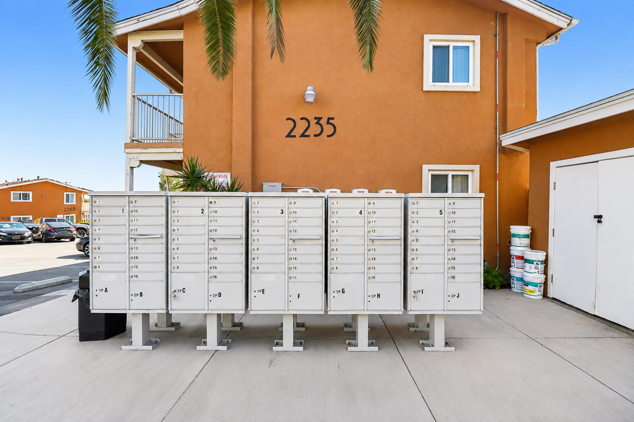 Astro Vista Apartments - Photo 6 of 11