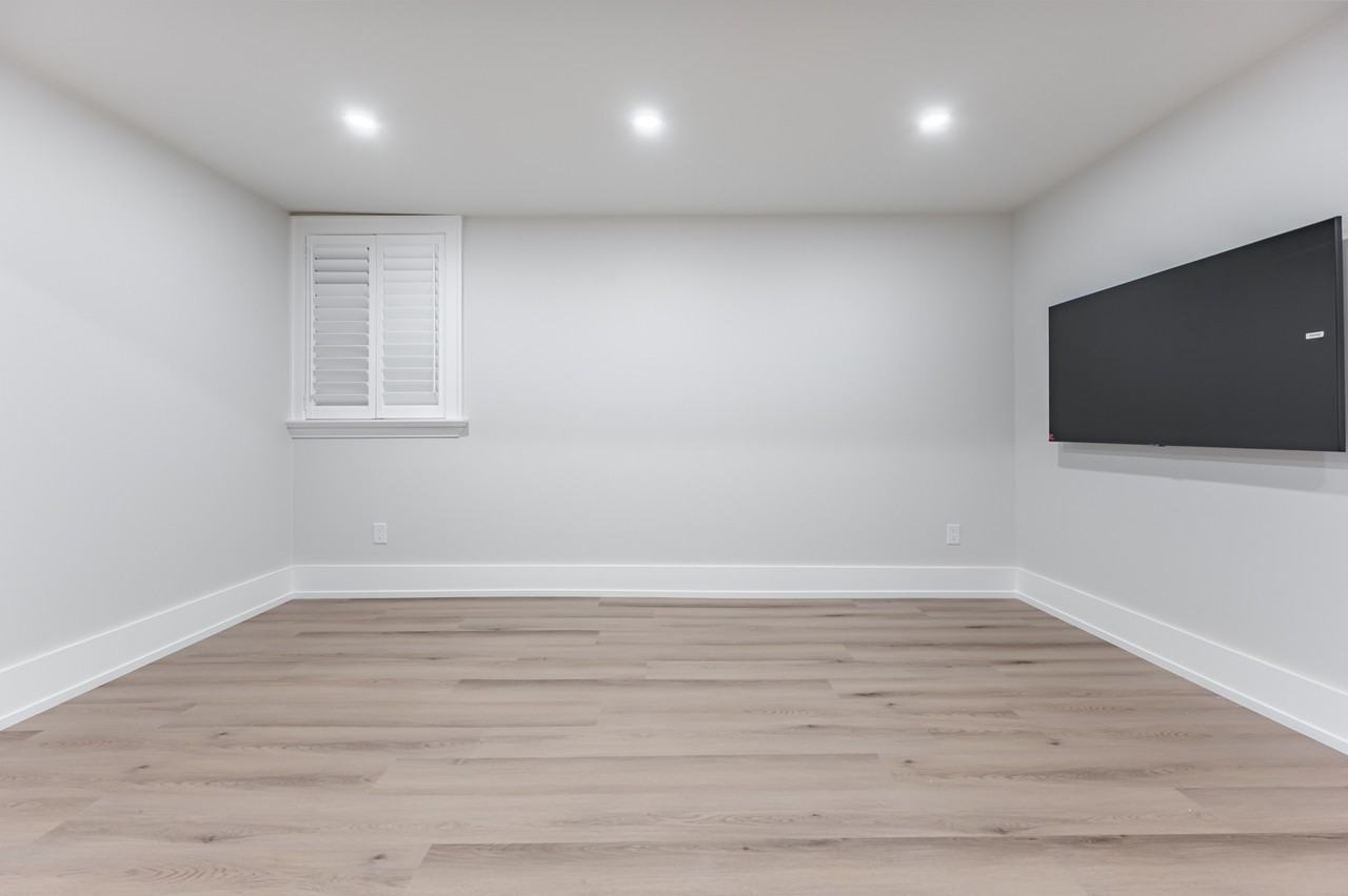 594 Concord Avenue - Photo 4 of 24